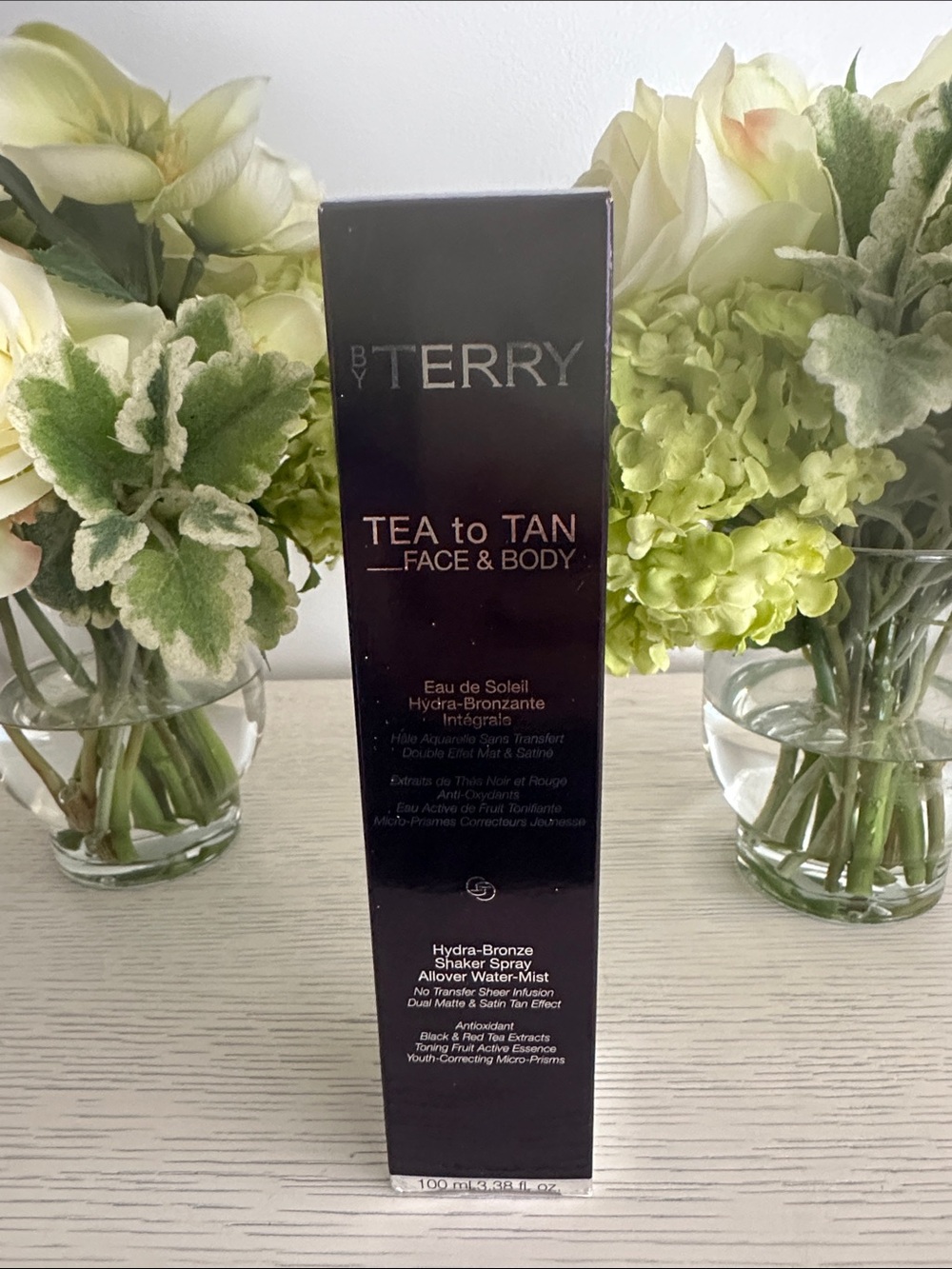 TERRY 
Tea to Tan Face & Body Hydrabrone Spray 
NIB